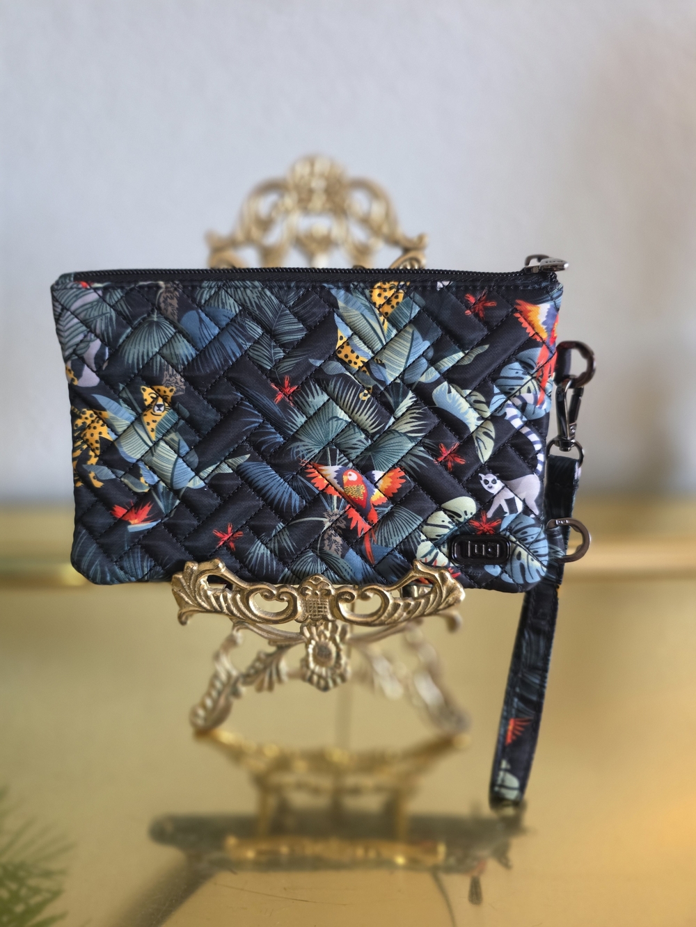 Lug Peekaboo Wristlet
